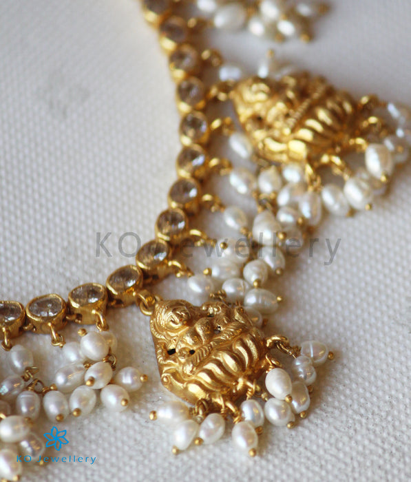 The Naveli Lakshmi Silver Necklace (White)