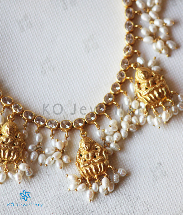 The Naveli Lakshmi Silver Necklace (White)