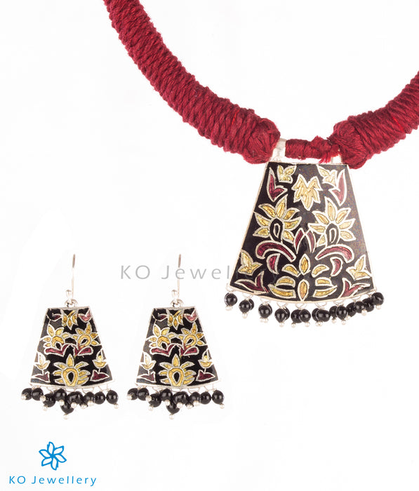 The Chittara Silver Meenakari Necklace(Red)