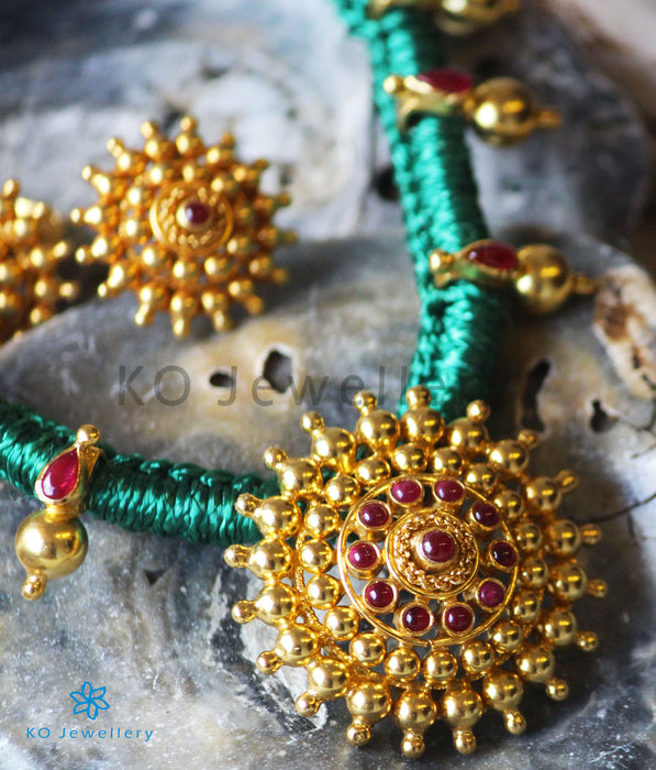 The Chakratiya Silver Thread Necklace (Green)