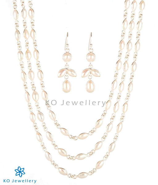 Radiant pearl and silver necklace set