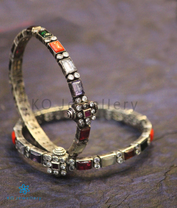 The Sattva Silver Navratna Bracelet (Oxidised/Size 2.2/2.4/2.6)