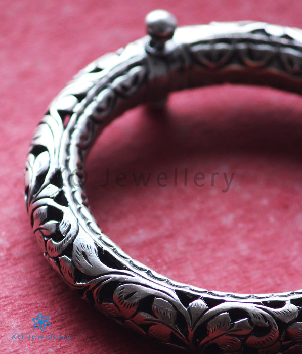 The Advika Silver Engraved Bracelet (Oxidised)
