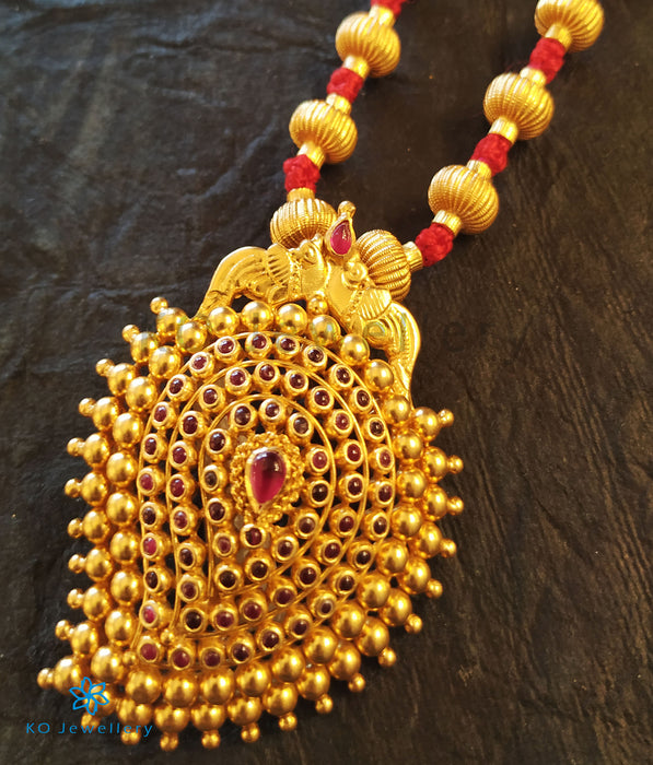 The Prashanti Jomale Silver Necklace (Red)