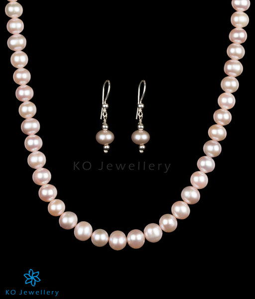 Peora Jewellery sets  Buy Peora Pearl Mala Rani Pink Necklace  Earrings  Traditional Stylish Ethnic Jewellery SetPF26N1145RP OnlineNykaa Fashion