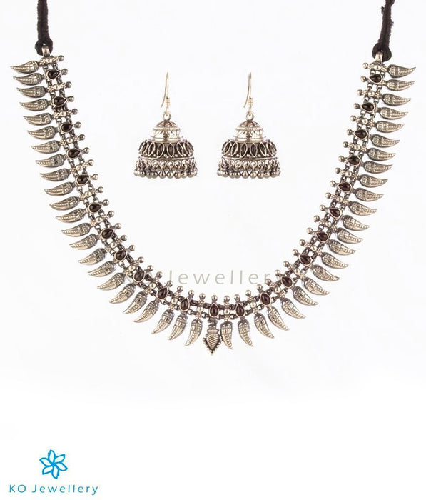 The Malligai Arumbumalai Antique Silver Necklace/Jhumkas