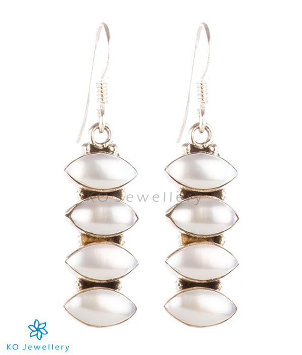The Pratha Silver Gemstone Earrings-Pearl