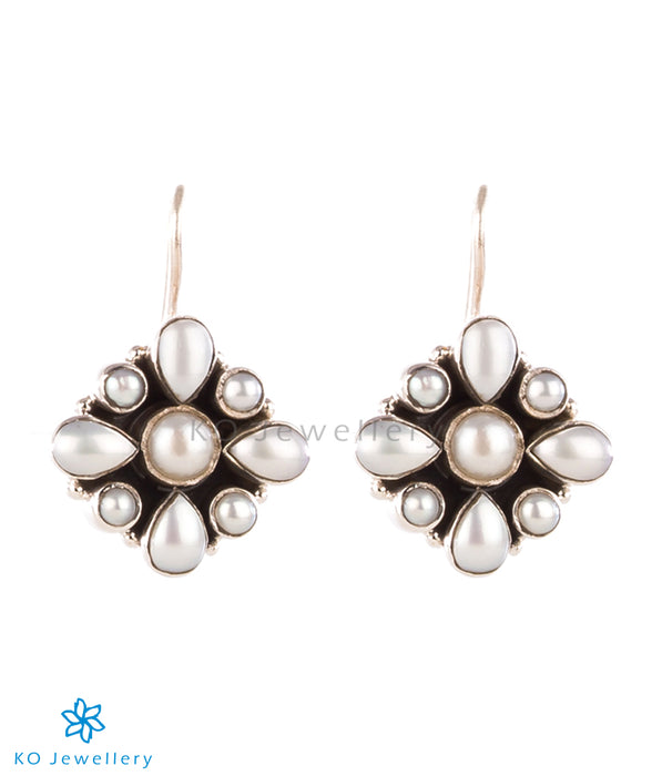 The Anaita Silver Gemstone Earring- Pearl