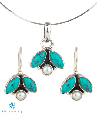 The Shyna Silver Gemstone Pendant Set(Turquoise)