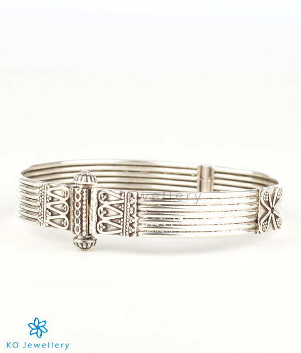 The Saguna Silver Bracelet