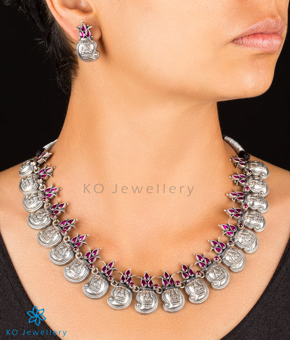 The Aaarna Silver Paisley Necklace (Oxidised)