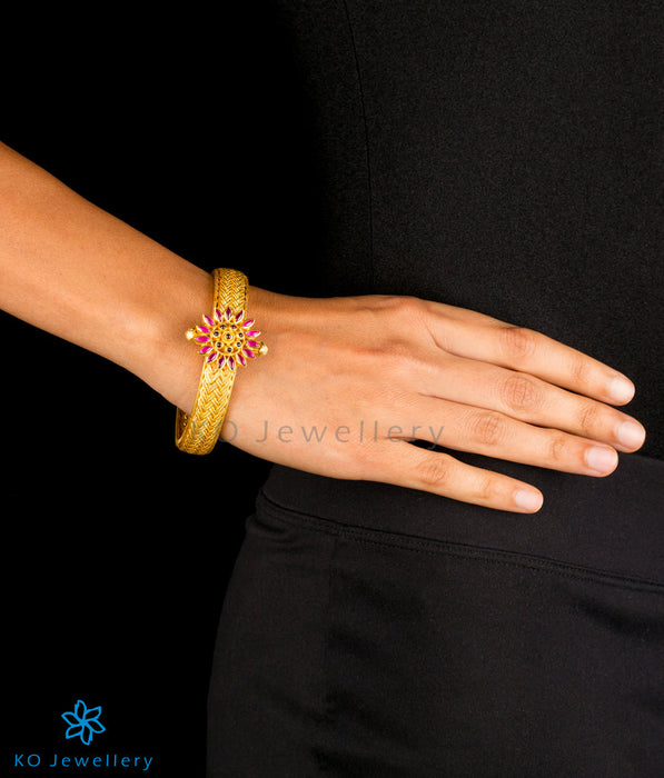 The Suryakanti Silver Bracelet  (Size 2.2/2.4/2.6/2.8)