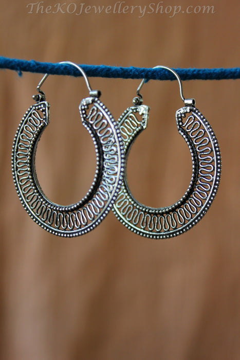 The Dyutita Hoop Earrings-O