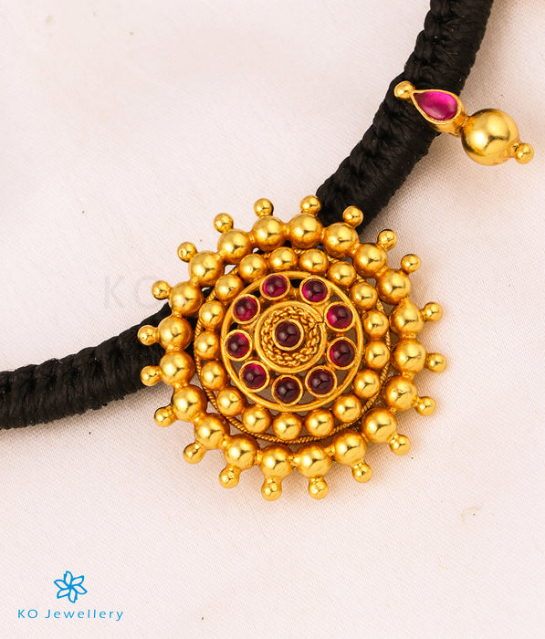 The Chakratiya Silver Thread Necklace (Black)