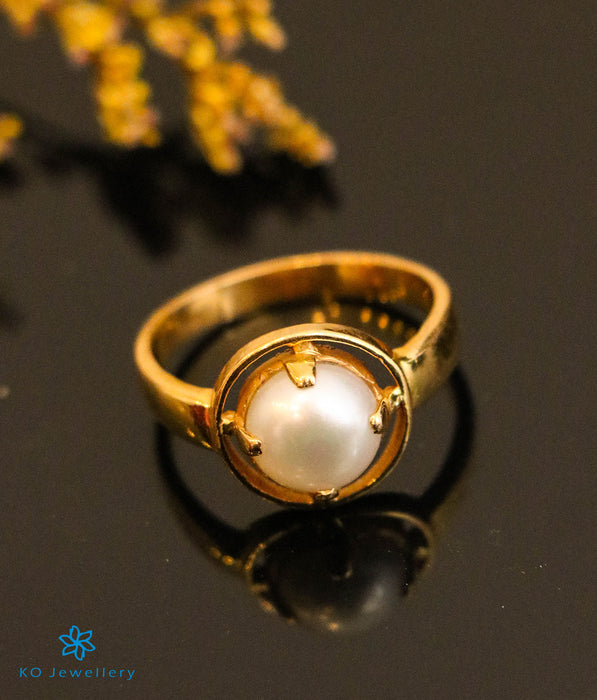 The Classic Pearl 22 KT Gold Finger Ring