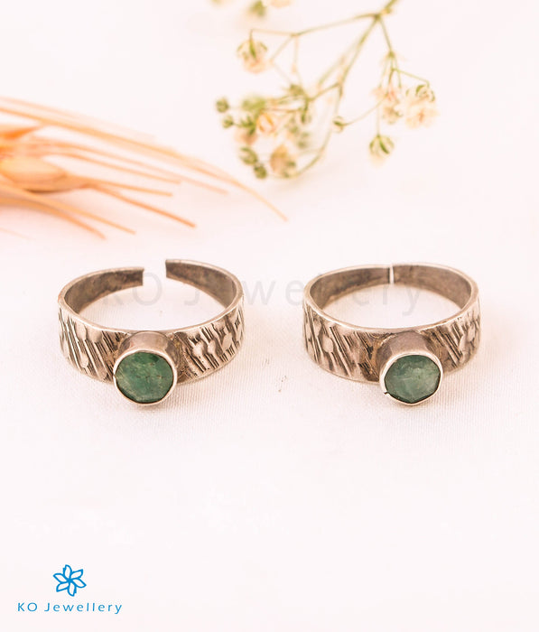 The Purabi Silver Gemstone Toe-Rings (Green)