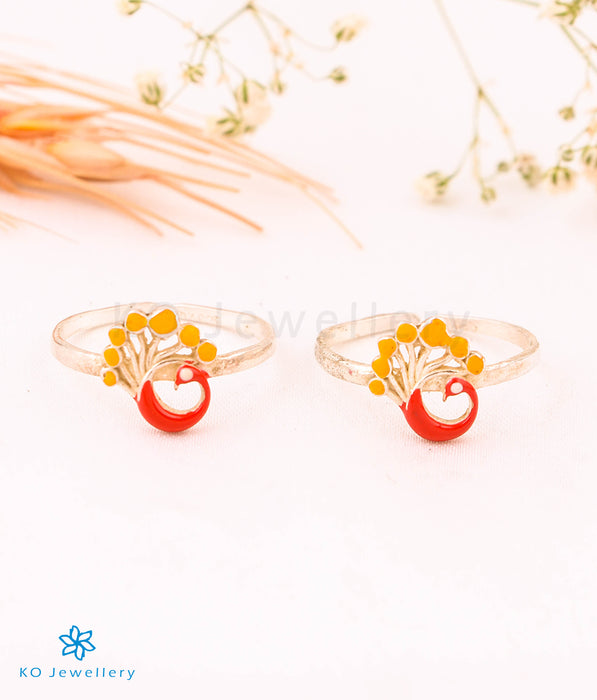 The Darpana Silver Peacock Toe-Rings (Red)