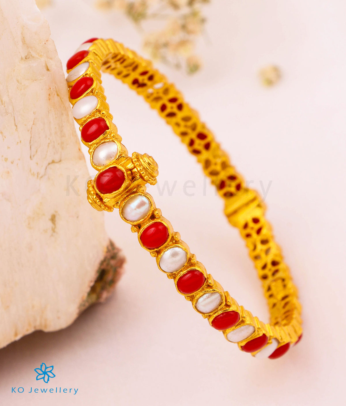 Abharan Jewellers ® on Instagram: “This charming pair of lightweight  Antique Lakshmi die bangles, studded wit… | Semi precious, Semiprecious  stones, Precious stones