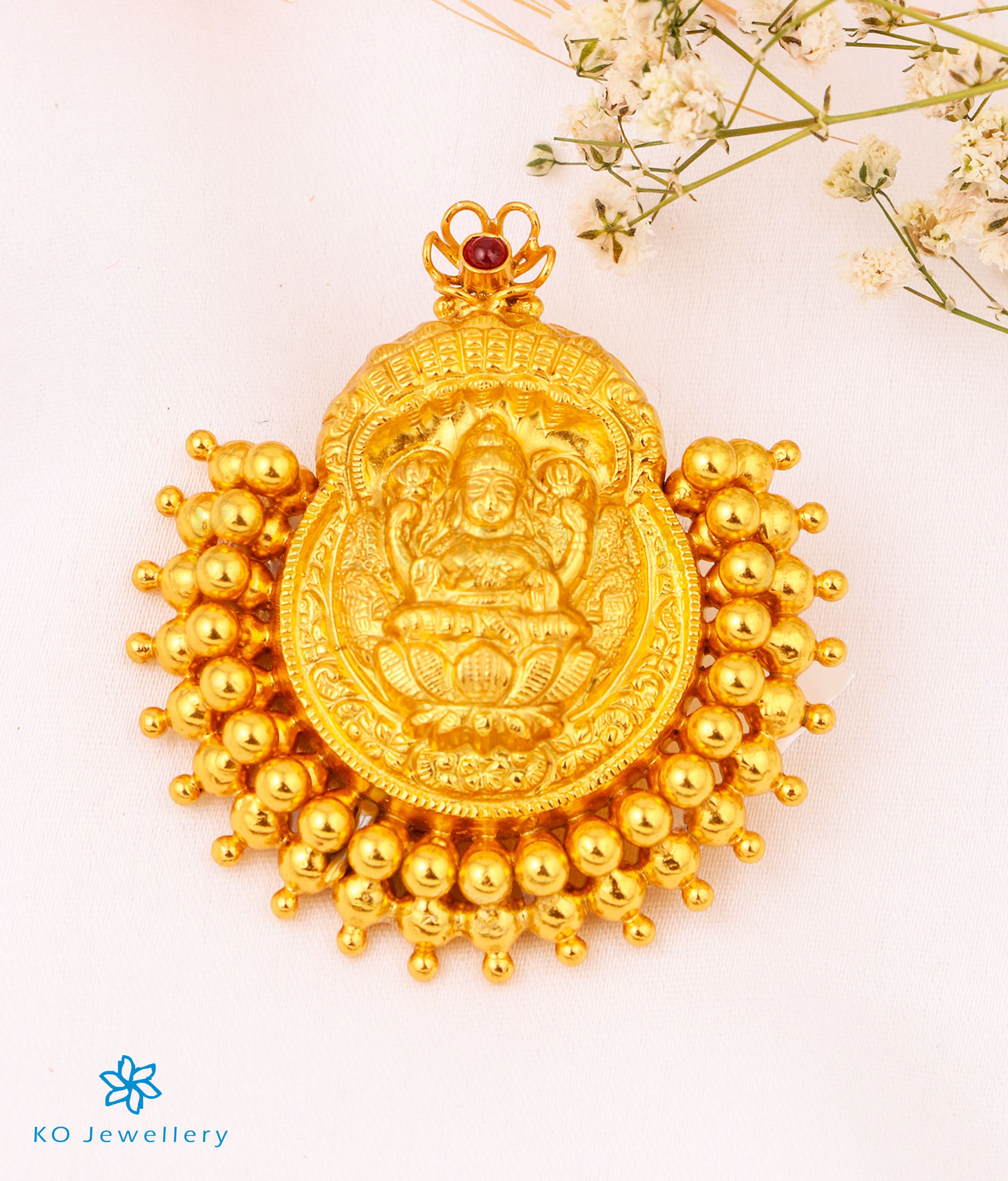 The Avahati Silver Kemp Pendant -Buy real Heritage temple