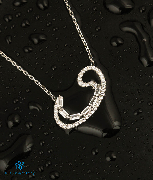 The Swan Silver Necklace