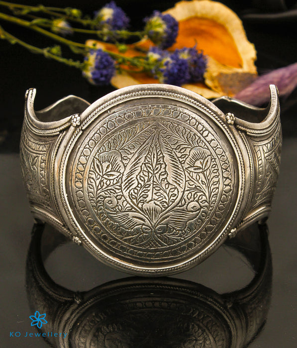 The Lasya Silver Kada Bracelet