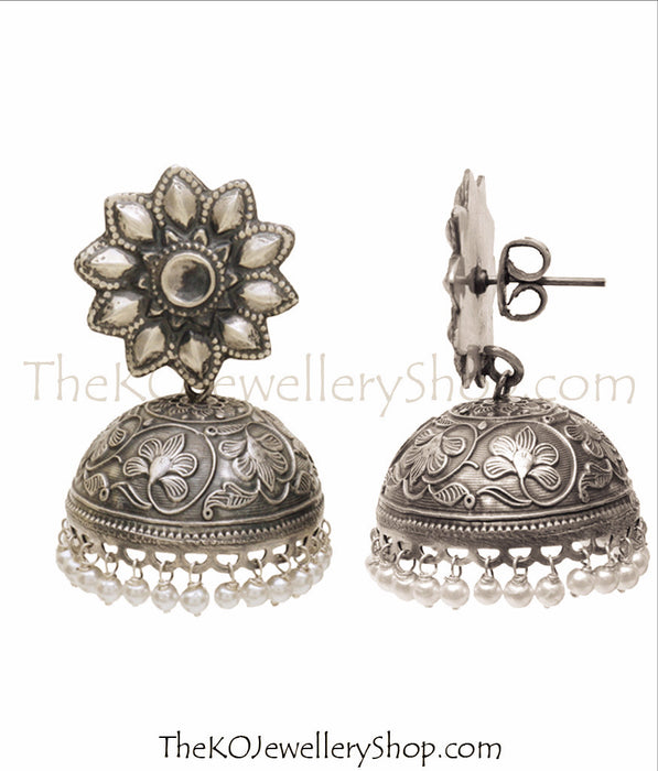 feminine Hand crafted silver jhumka shop online