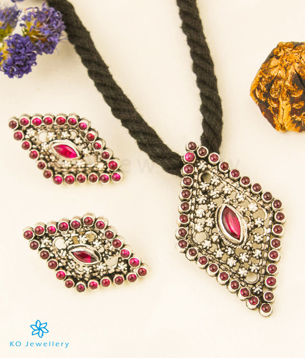The Mohit Silver Thread Necklace