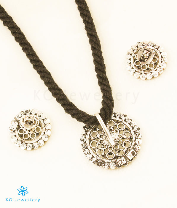 The Mithya Silver Thread Necklace