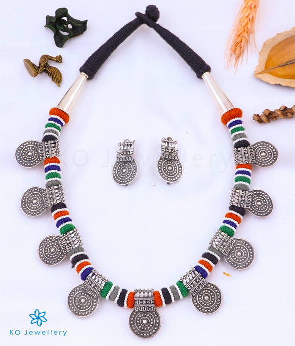 The Mihika Silver Thread Necklace Set