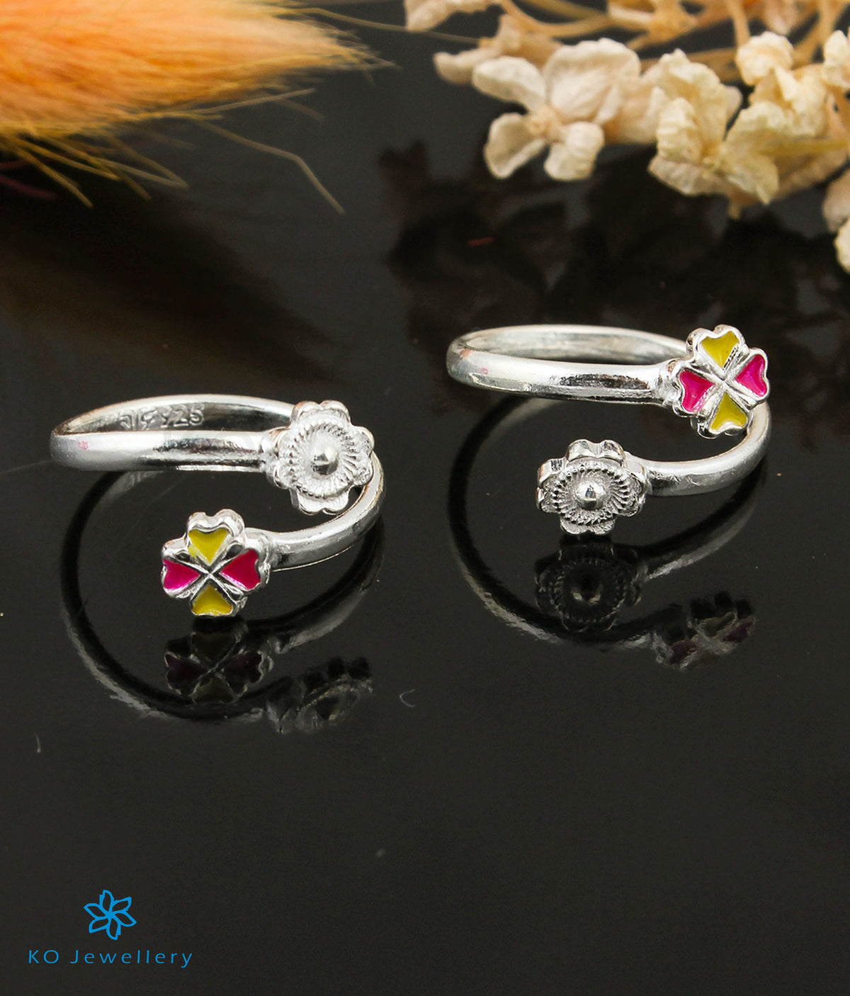 Buy Alluring Triple Stone Silver Ring |GRT Jewellers