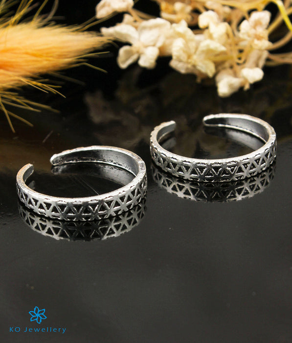 Buy Toe Ring/adjustable Silver Toe Ring/adjustable Toe Ring/silver Double  Heart Toe Ring/crystal Heart Toe Ring/love Toe Ring Online in India - Etsy