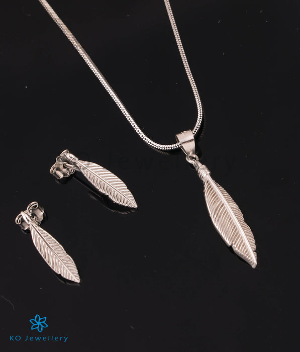 The Feather Silver Pendant Set