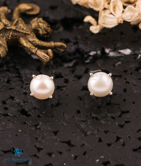 The Dreamy Pearl Silver Earstuds (Large)