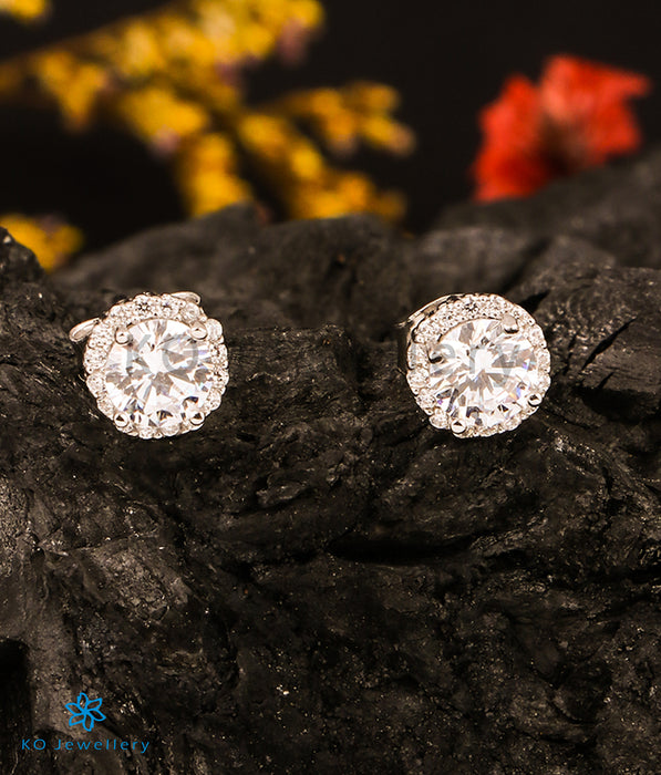 The Chic Solitaire Silver Earrings