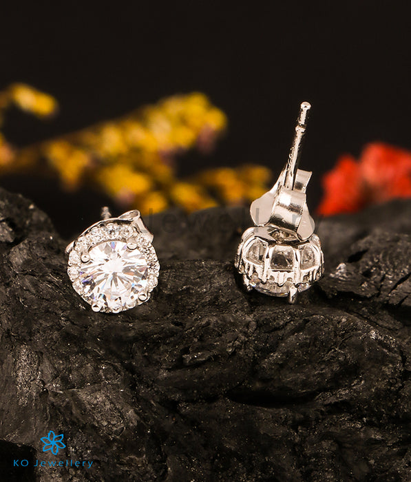 The Chic Solitaire Silver Earrings
