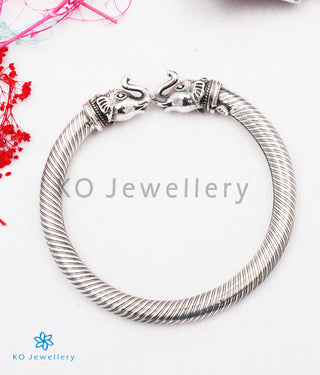 The Gaja Silver Elephant Bracelet(Size 2.4/2.5/2.6)