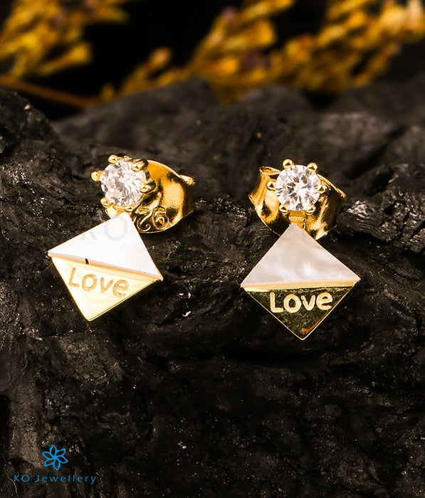 14Kt Yellow Gold Textured Diamond Cut Ball Stud Earrings - Monarch Jewels  Alaska