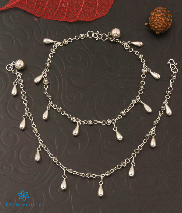 The Dianty Silver Anklets