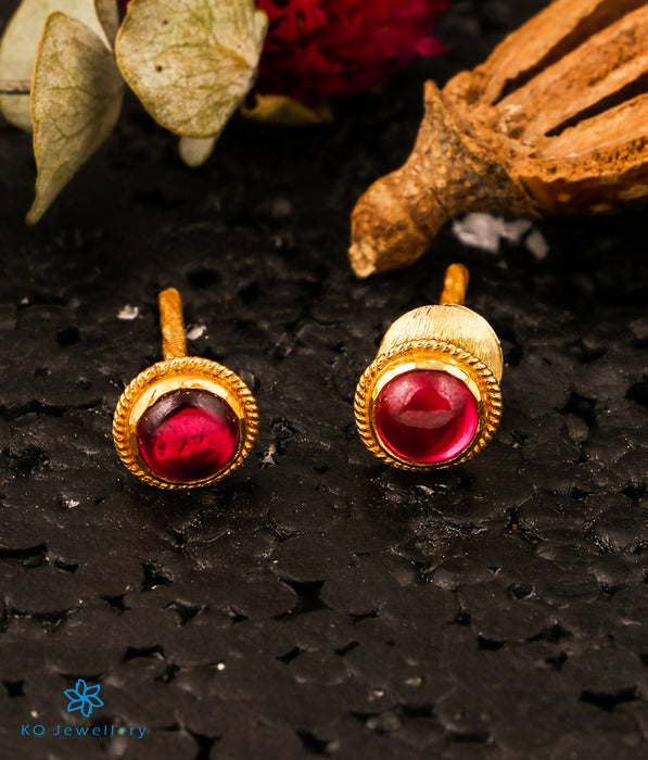 Buy Red pearl and kemp stone earrings by Aaharya at Aashni and Co