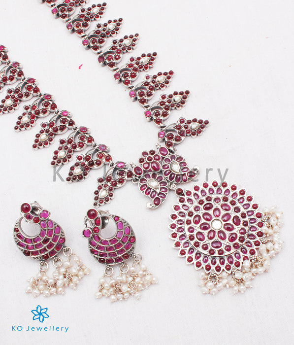 The Sharanya Silver Kempu Necklace