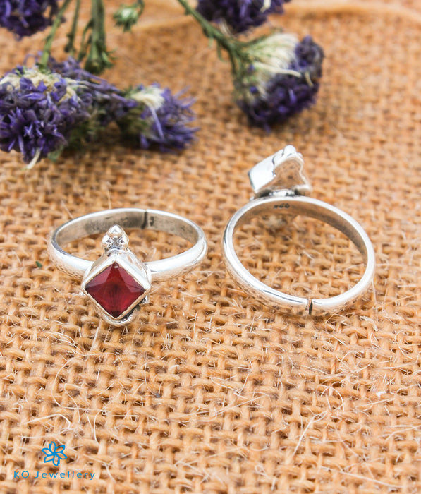 The Laya Silver Toe-Rings (Red)