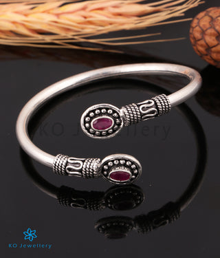 The Riddhi Silver Baby Gemstone Bracelet (Single/Red/1-6 yrs)