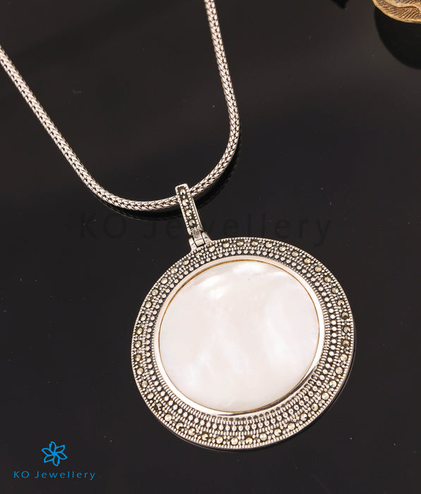 The Azure Silver Marcasite Necklace (White)
