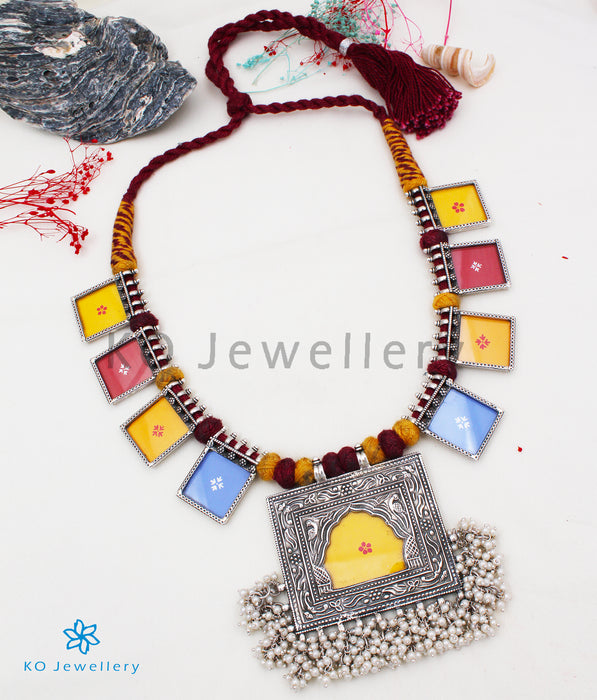 The Jharoka Silver Handpainted Necklace (Red)