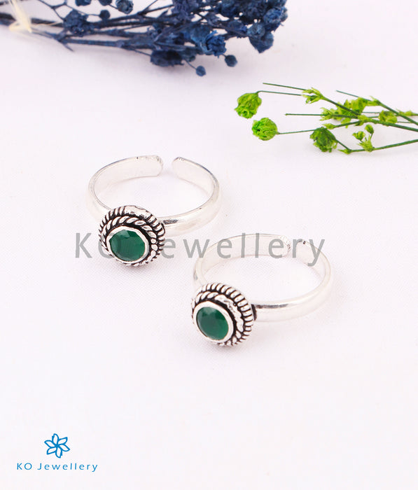The Eka Silver Gemstone Toe-Rings (Green)