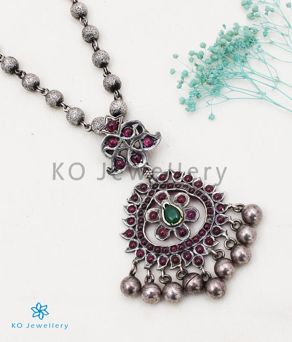 The Jivika Silver Kemp Necklace
