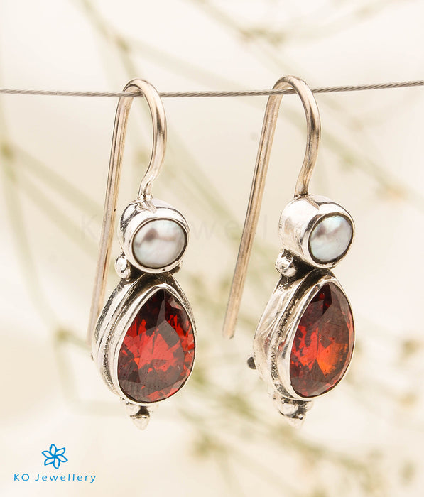 The Aarav Silver Gemstone Earrings (Garnet)