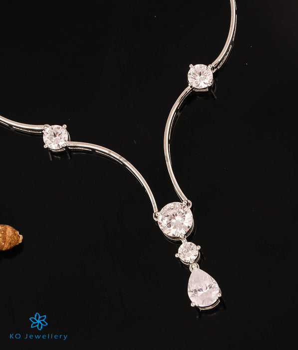 The Curvy Sparkle Silver Necklace & Earrings