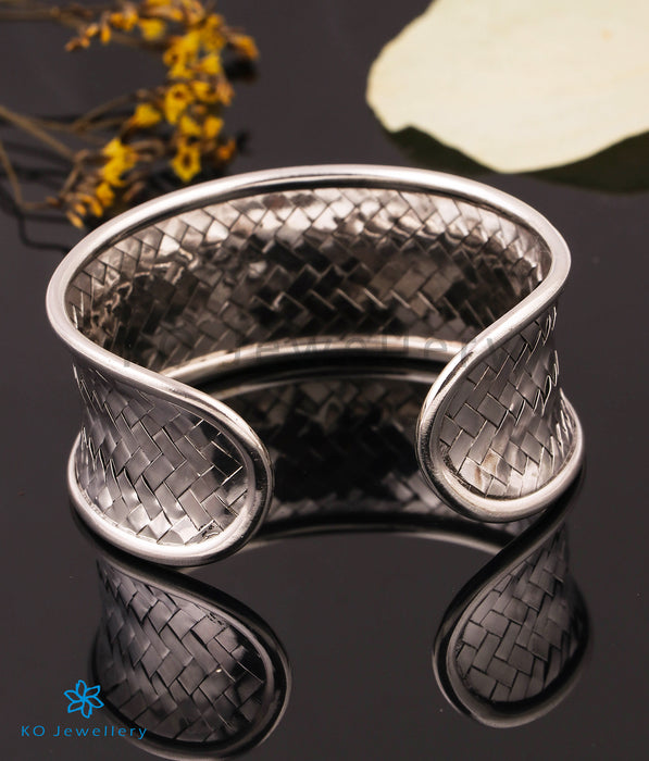 The Lai Silver Cuff Bracelet