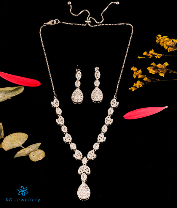The Dazzle Teardrop Silver Necklace Set